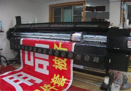 田林喷绘广告分辨率是多少？